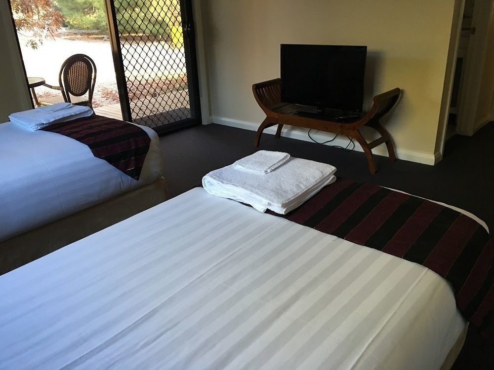 Hillview Farmstay Gundagai Exterior photo