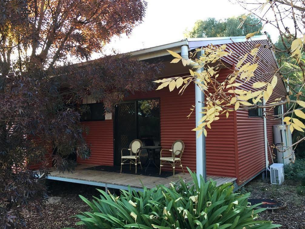 Hillview Farmstay Gundagai Exterior photo