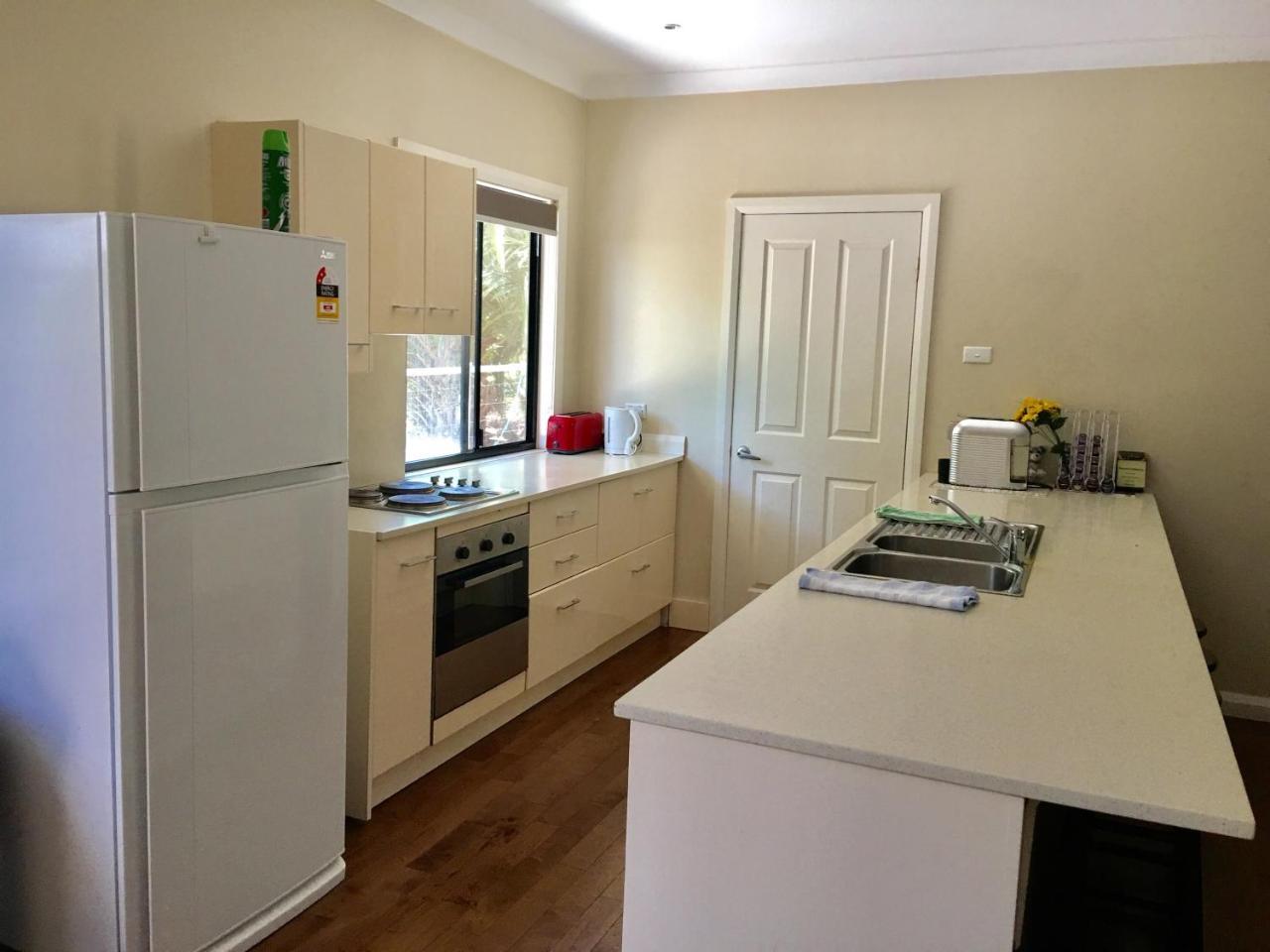 Hillview Farmstay Gundagai Exterior photo